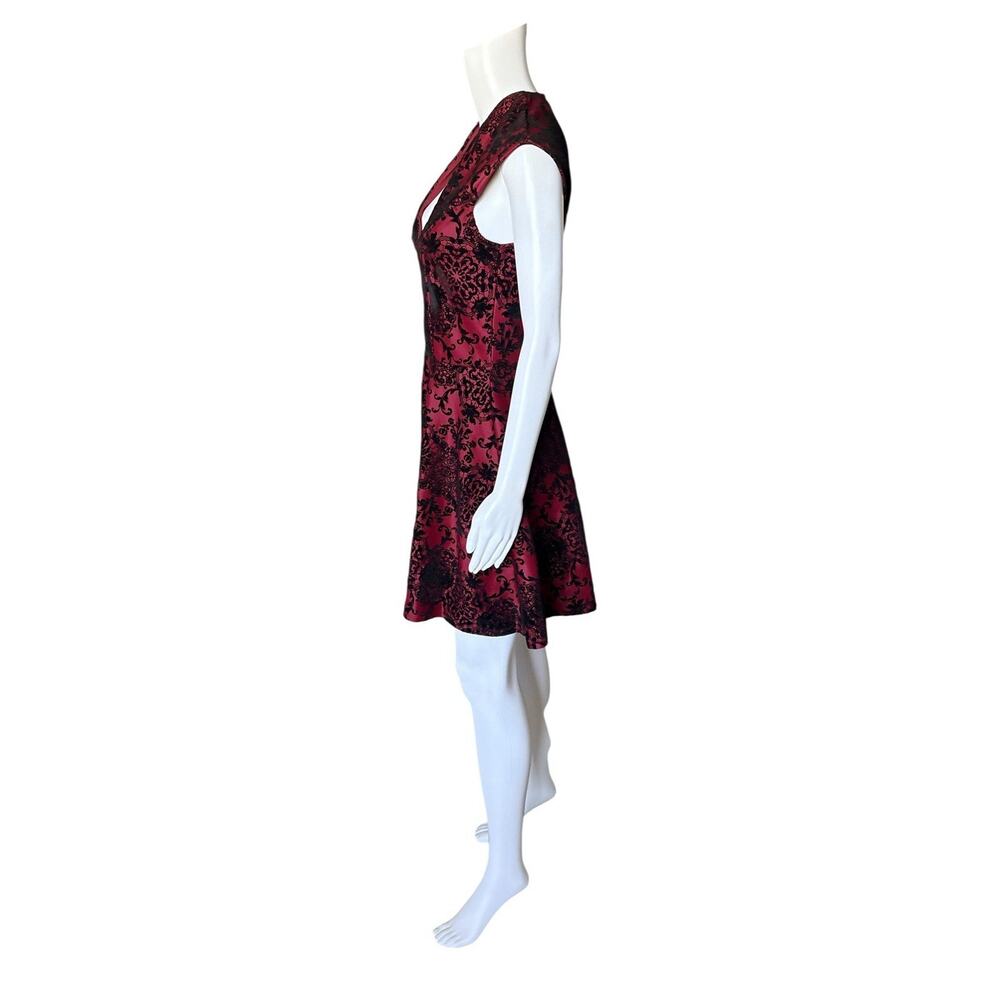 Trixxi Burgundy Black Velvet Flare Mini Dress Womens Large Sleeveless Party - Picture 2 of 7
